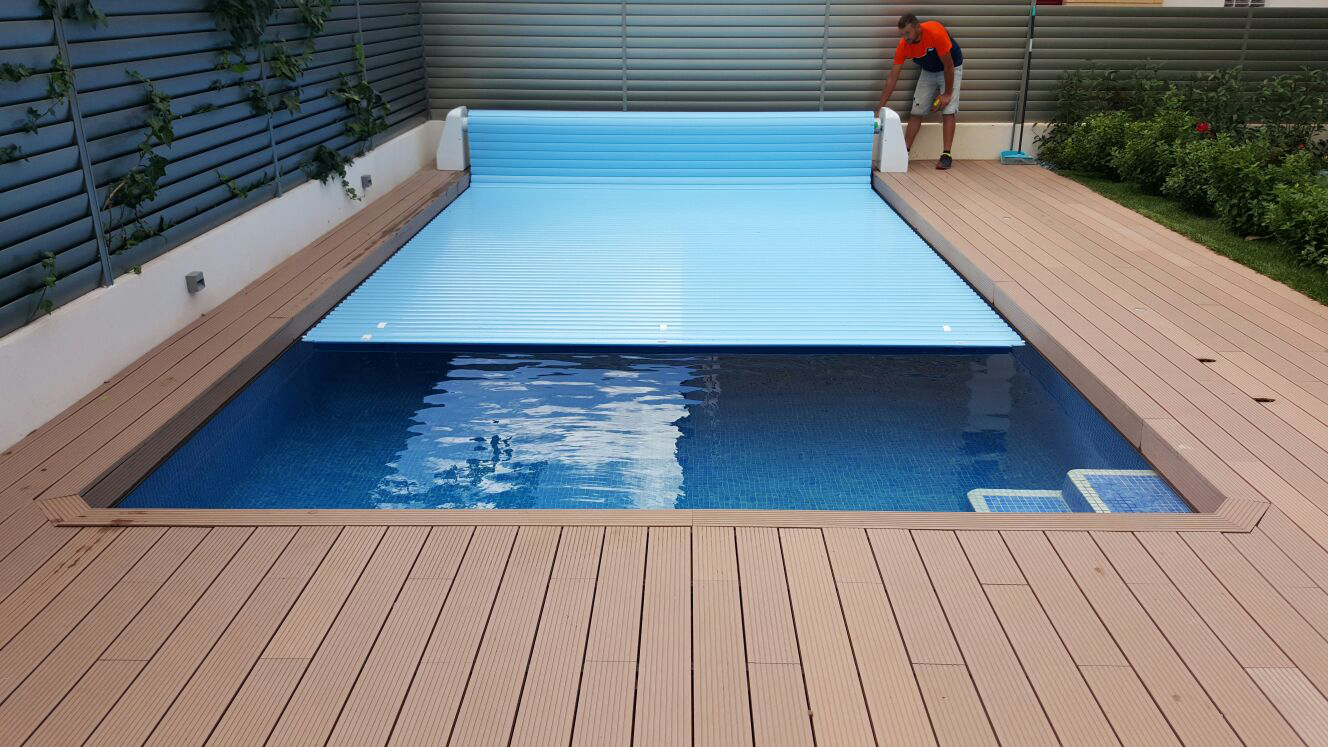 En PoolPlay somos expertos en la instalación de cubiertas automáticas para piscinas.